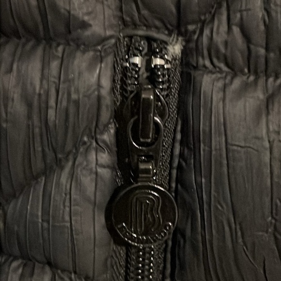 Bernardo Hooded Long Portable Packable Puffer Coat - Picture 5 of 10